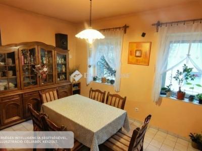 Eladó családi ház Debrecen