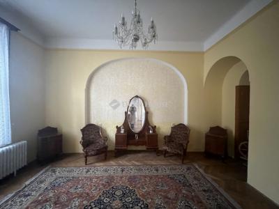 Eladó családi ház Budapest