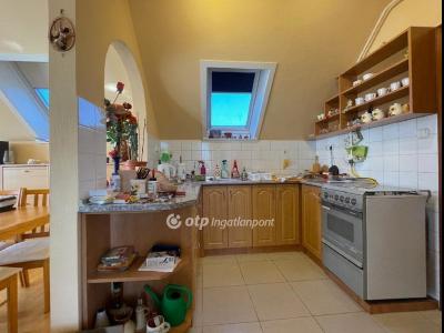 Eladó családi ház Budapest