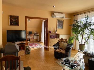 Eladó családi ház Budapest