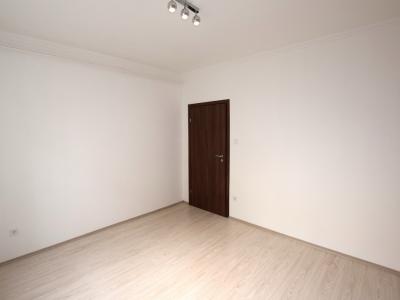 Eladó lakás Debrecen