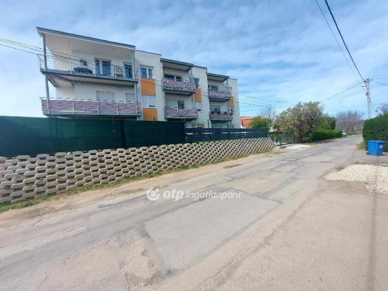 Eladó lakás Pécs