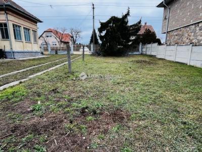 Eladó családi ház Tápiószecső