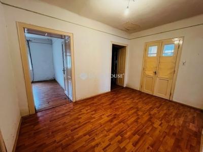 Eladó családi ház Tápiószecső