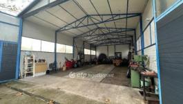 Eladó műhely Csongrád