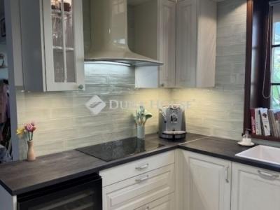 Eladó családi ház Budapest