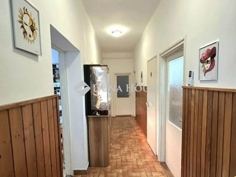 Eladó családi ház Monor