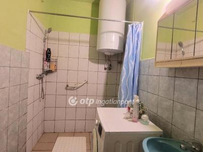 Eladó családi ház Jászberény