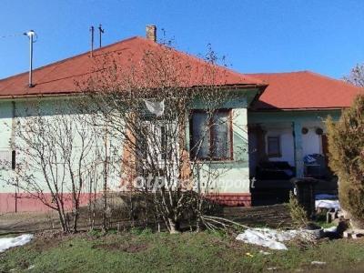 Eladó családi ház Tápiószecső
