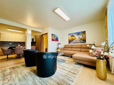 Eladó lakás Debrecen