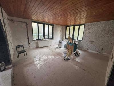 Eladó családi ház Szigethalom