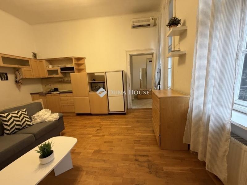 Eladó lakás Budapest