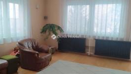 Eladó családi ház Szentmártonkáta