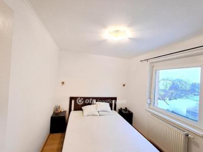 Eladó lakás Albertirsa