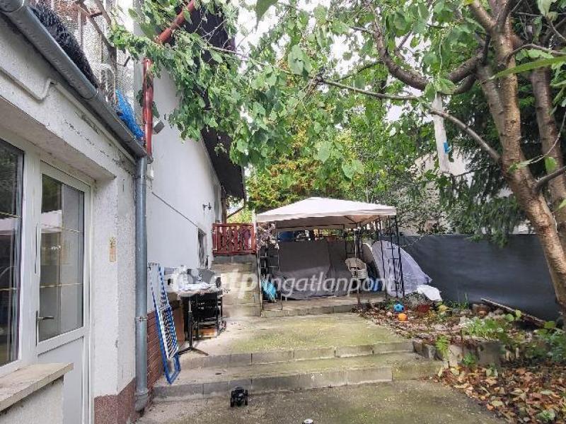 Eladó családi ház Budakeszi