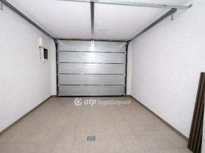 Eladó családi ház Ráckeve