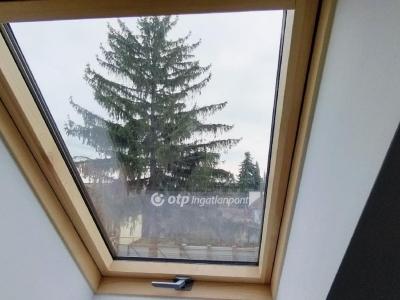 Eladó családi ház Érd