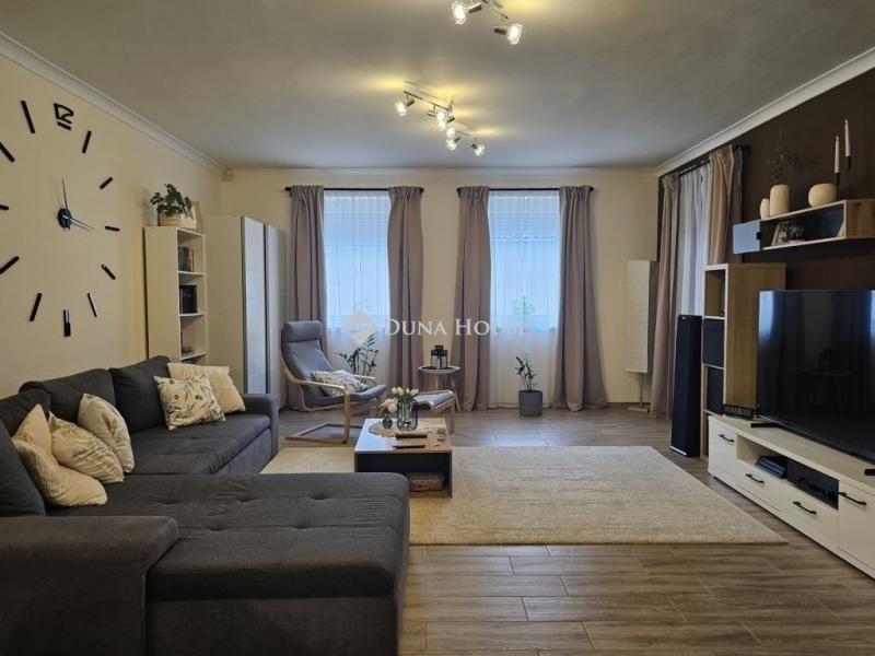 Eladó családi ház Siklós