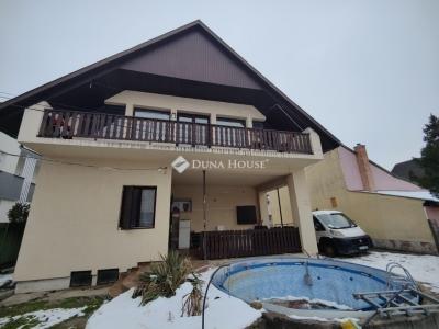Eladó családi ház Budapest