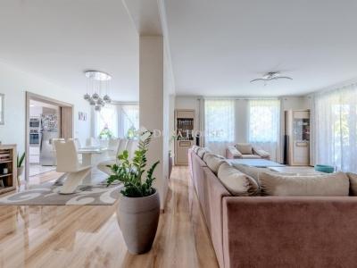 Eladó családi ház Üllő