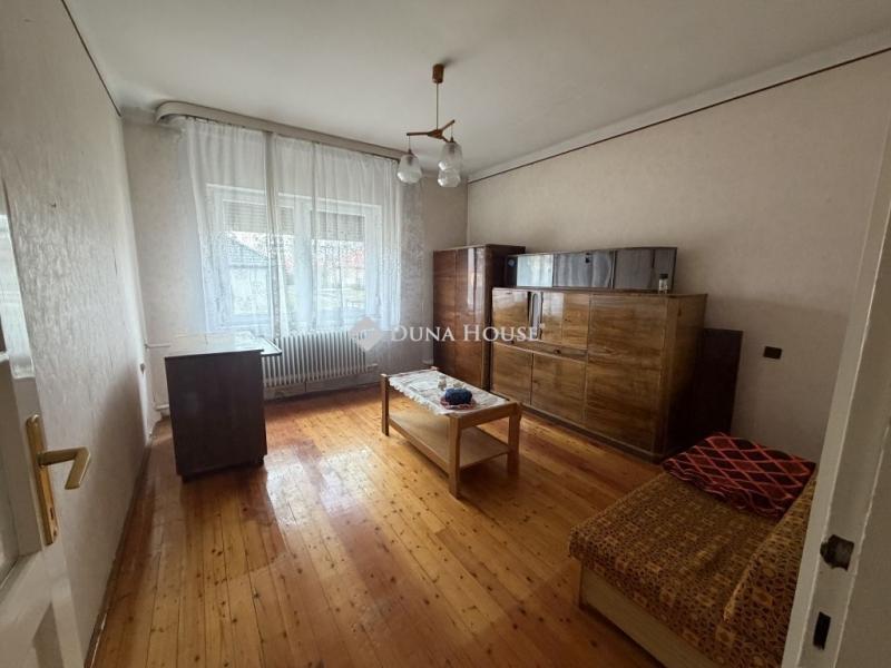 Eladó családi ház Csorna