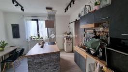 Eladó családi ház Budaörs