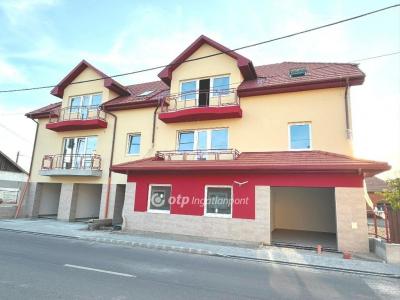 Eladó lakás Tiszafüred