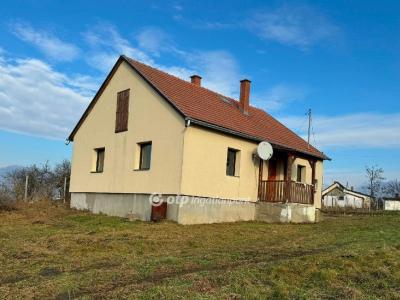 Eladó családi ház Tiszafüred Tiszaszőlős