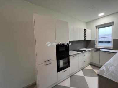 Eladó lakás Szombathely