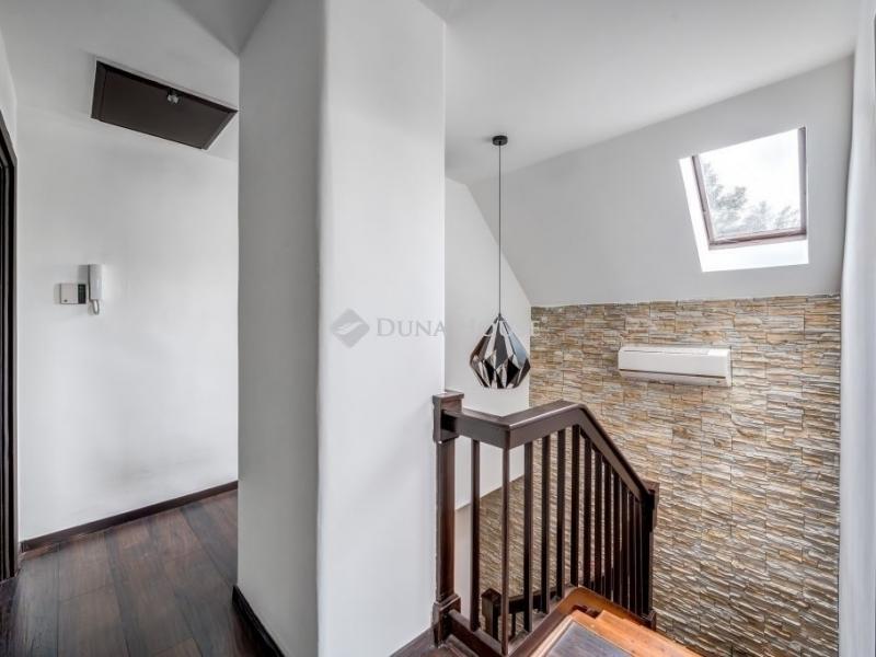 Eladó családi ház Budaörs