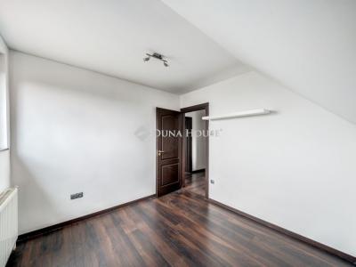 Eladó családi ház Budaörs