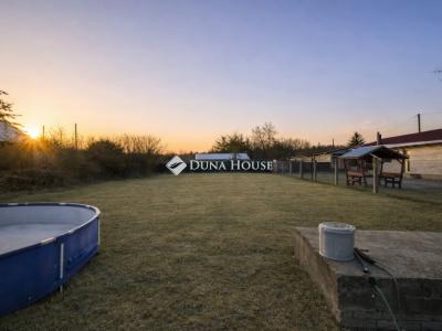 Eladó családi ház Monor Monorierdő