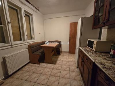 Eladó családi ház Pécs