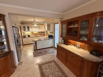 Eladó családi ház Balatonboglár