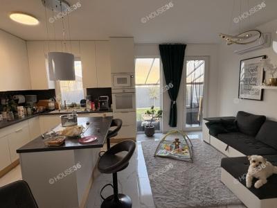 Eladó családi ház Kecskemét