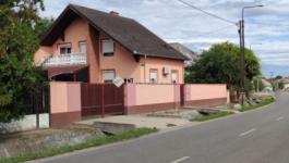 Eladó családi ház Tápiószentmárton