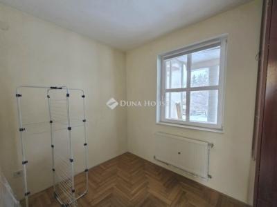 Eladó családi ház Budapest