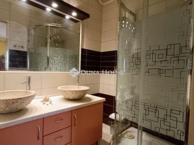 Eladó lakás Kecskemét