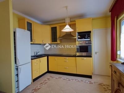 Eladó lakás Kecskemét