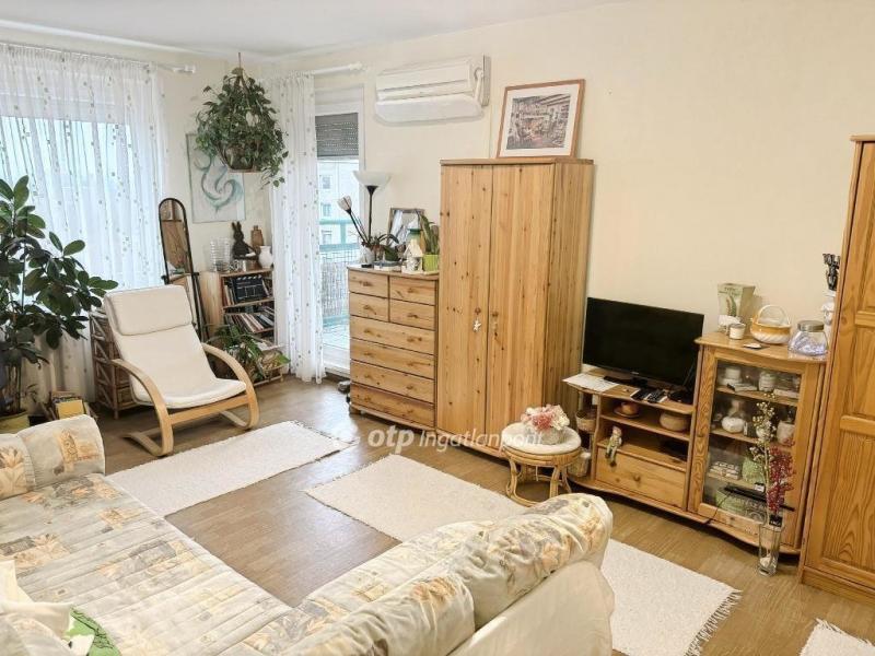 Eladó lakás Budapest