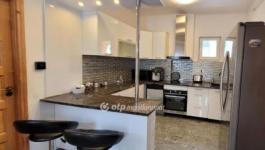 Eladó családi ház Budapest