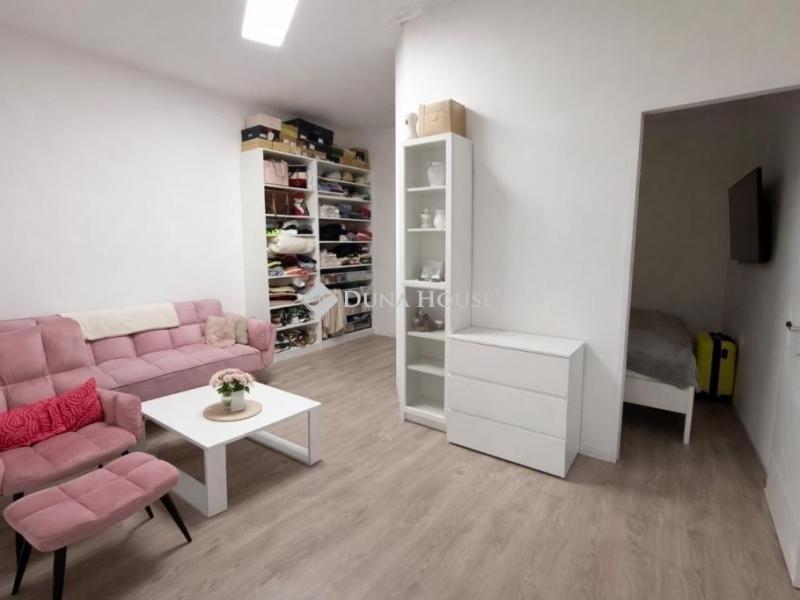 Eladó lakás Budapest