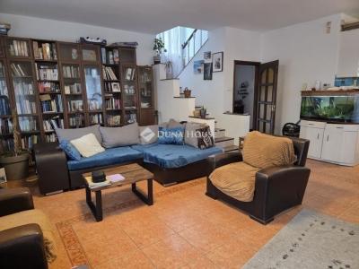 Eladó családi ház Fót