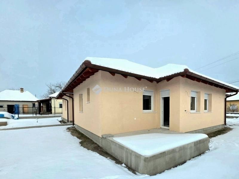 Eladó ikerház Bugyi