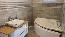 Eladó ikerház Érd