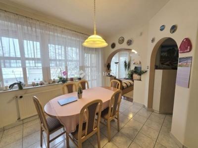 Eladó családi ház Budapest