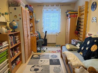 Eladó lakás Székesfehérvár