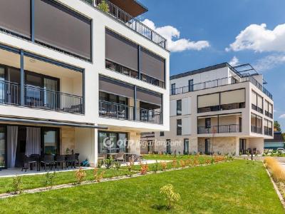 Eladó lakás Balatonkenese