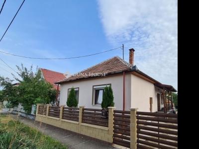 Eladó családi ház Tóalmás