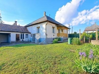 Eladó családi ház Zsámbok